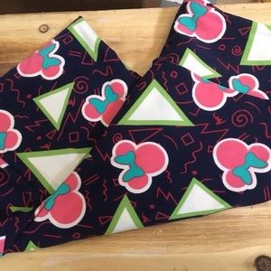 Brand new LuLaRoe Disney leggings OS size 2-10